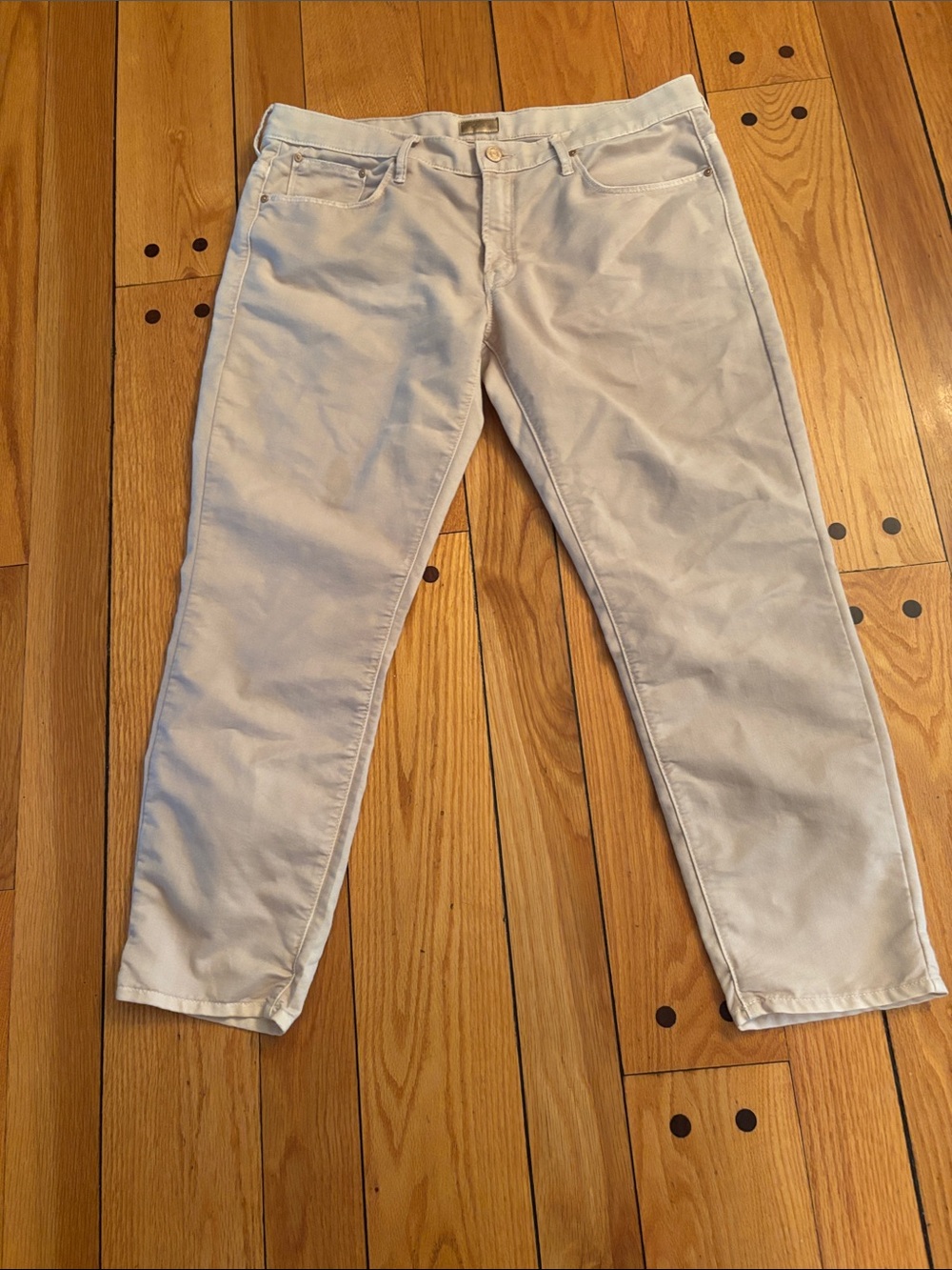 Mother Light Beige Slim Straight Pants. Skinny not skinny. Size 31